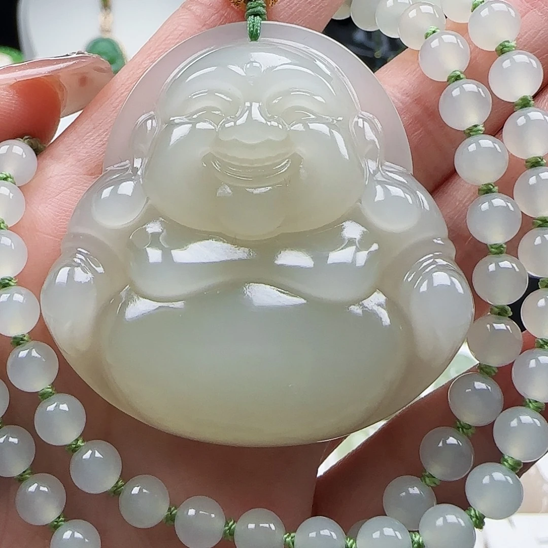 和田玉足金镶嵌颈饰50