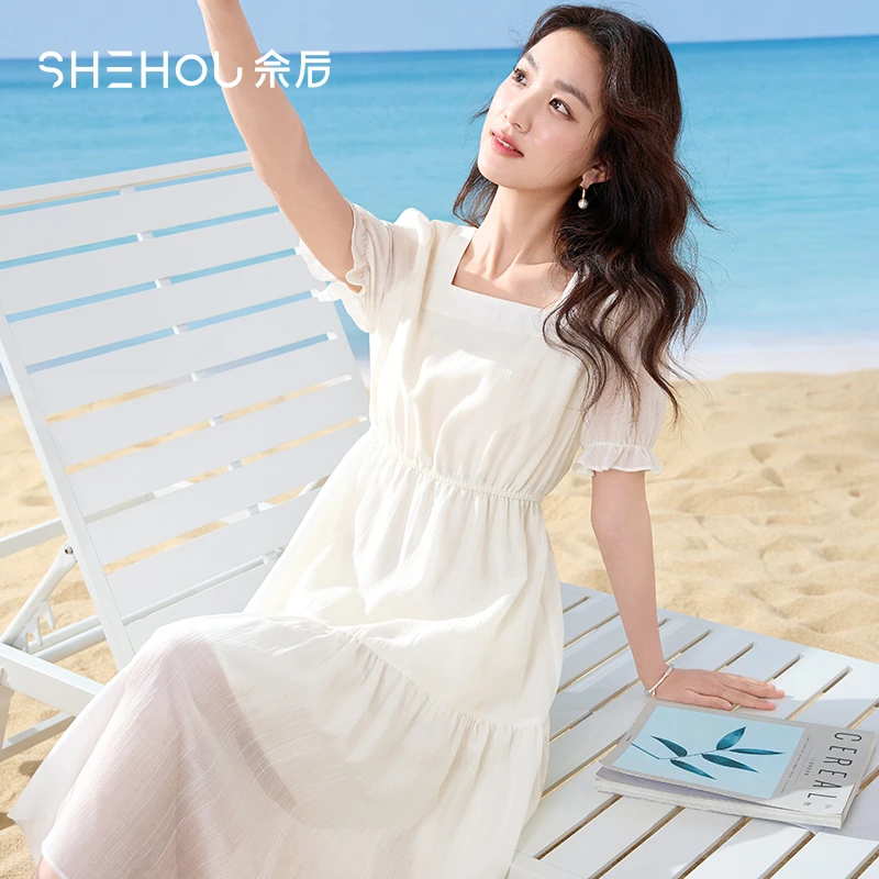 佘后2025夏装清新甜美风方领花边袖连衣裙度假出街温柔气质