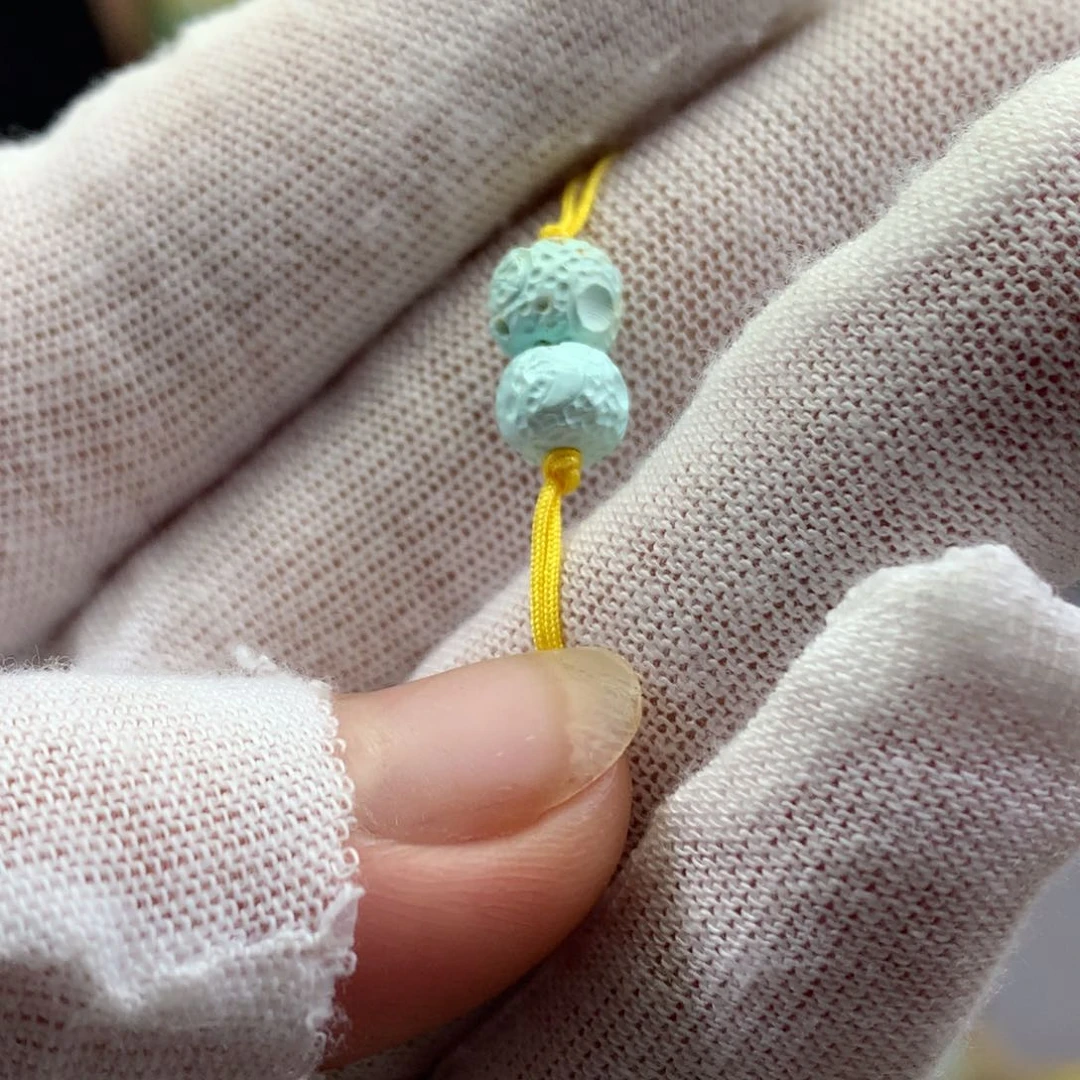 绿松石未镶嵌挂件