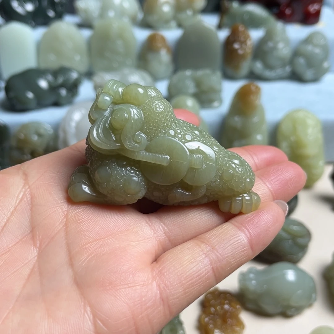 和田玉未镶嵌摆件