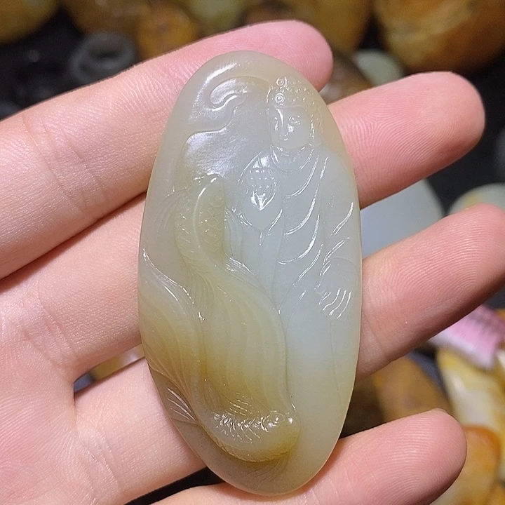 和田玉未镶嵌颈饰