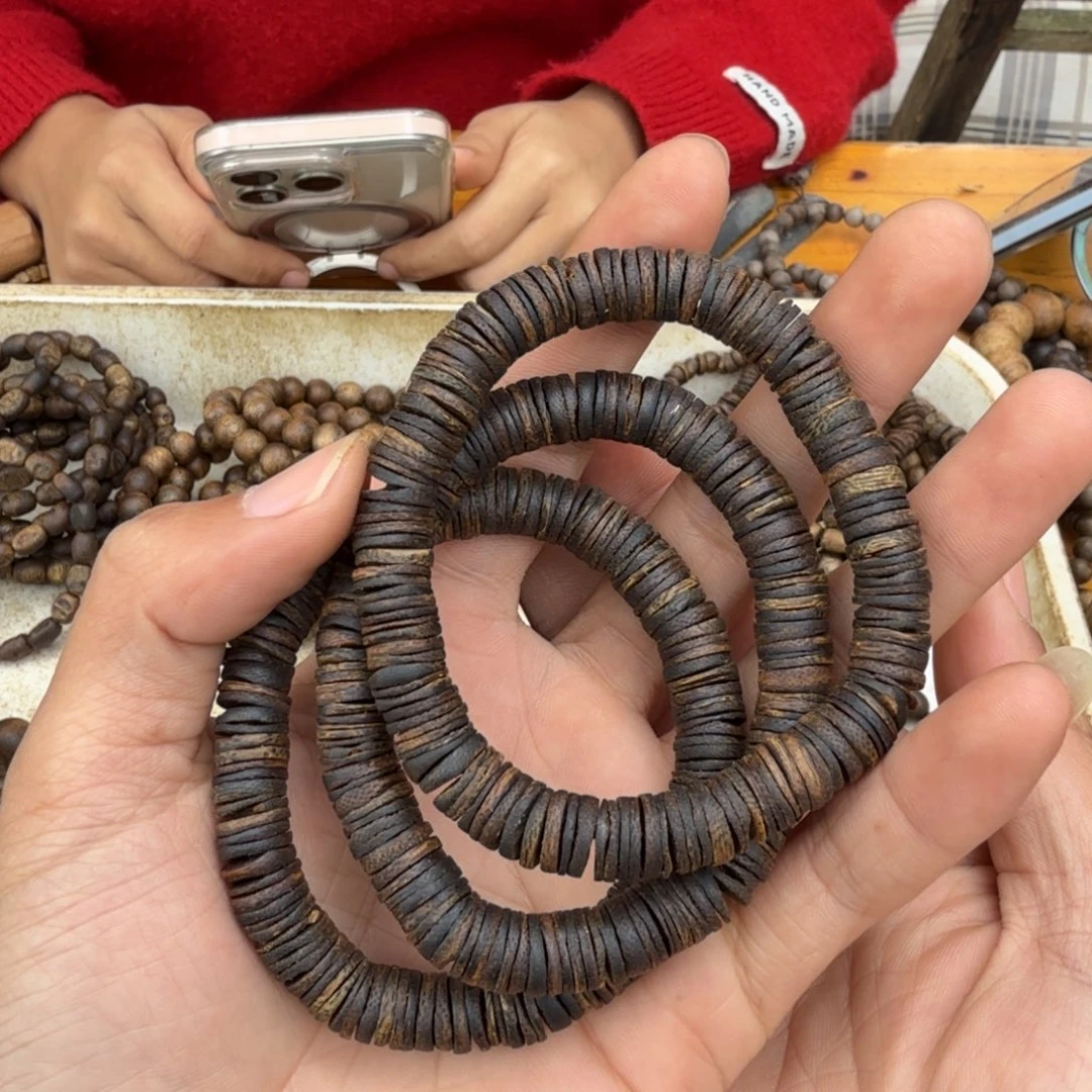 沉香手串单圈0.9片珠11克多样性发一