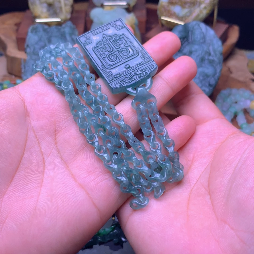 安***安定制翡翠未镶嵌翡翠