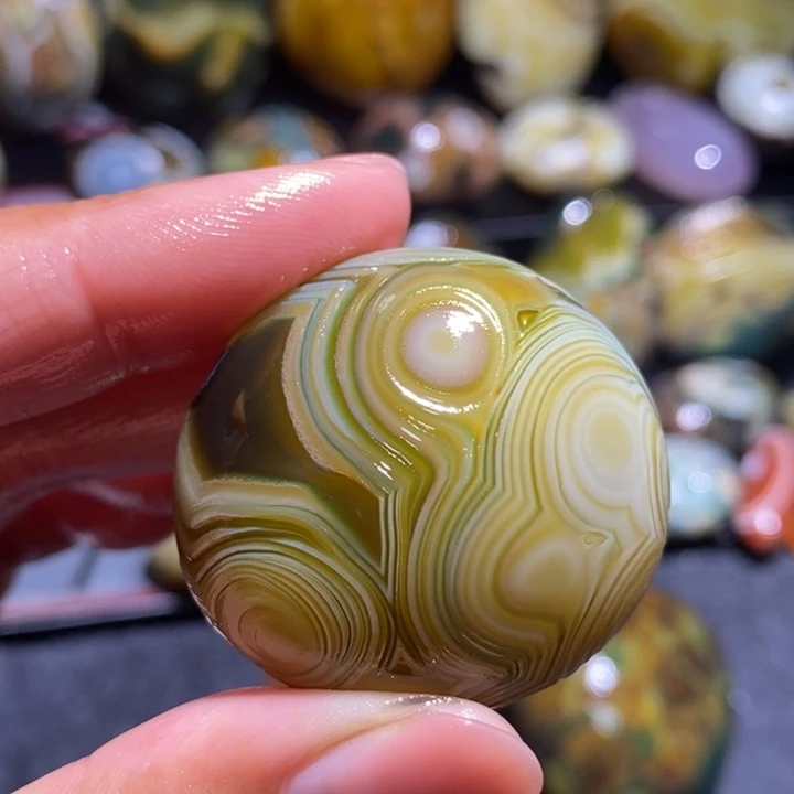 未镶嵌玛瑙/玉髓珠宝奇石