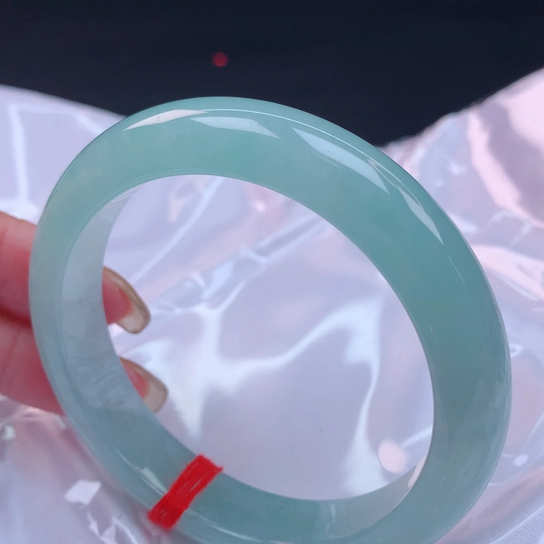 【闪购商品】未镶嵌手镯翡翠57+