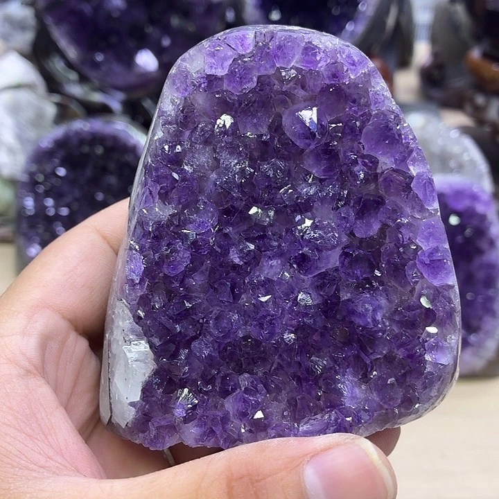 未镶嵌紫晶大型摆件（非配饰）