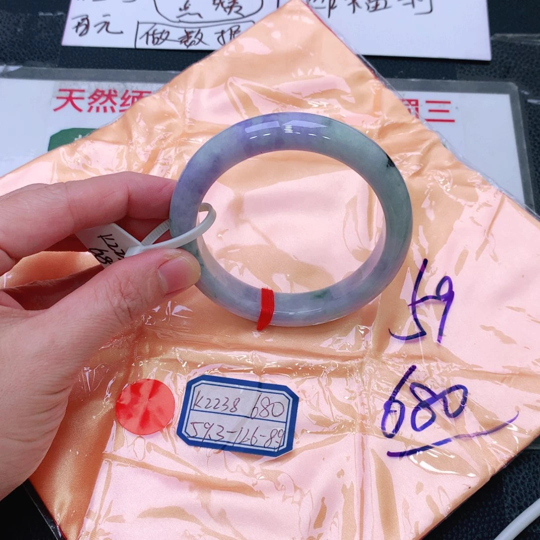 未镶嵌手镯翡翠缅甸翡翠手镯