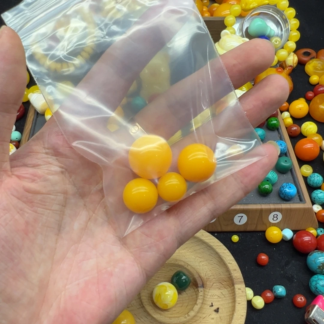 琥珀未镶嵌颈饰单珠