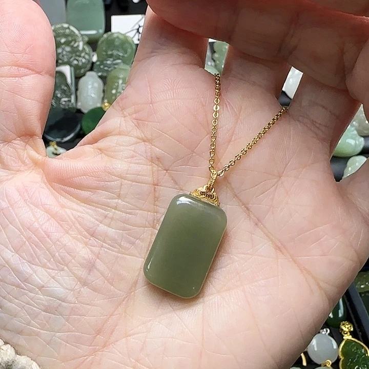 和田玉银S925镶嵌颈饰