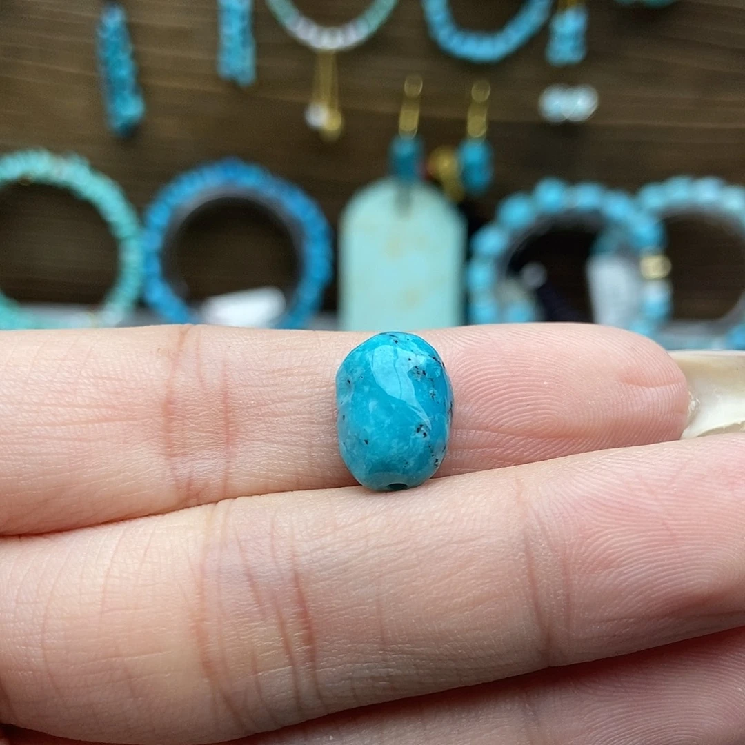 绿松石未镶嵌玉化蓝豆子