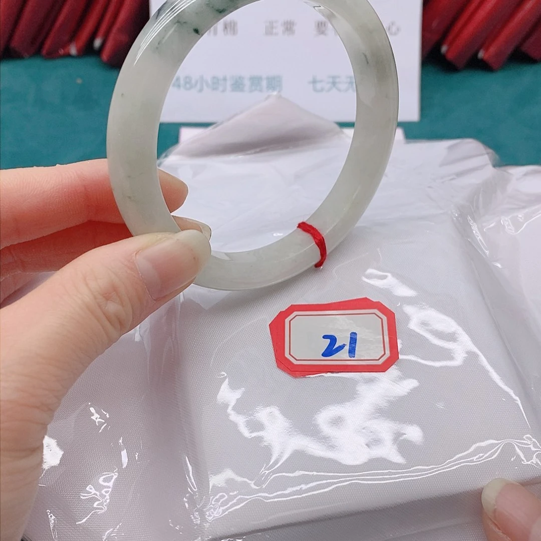 翡翠手镯未镶嵌A**华21111111111