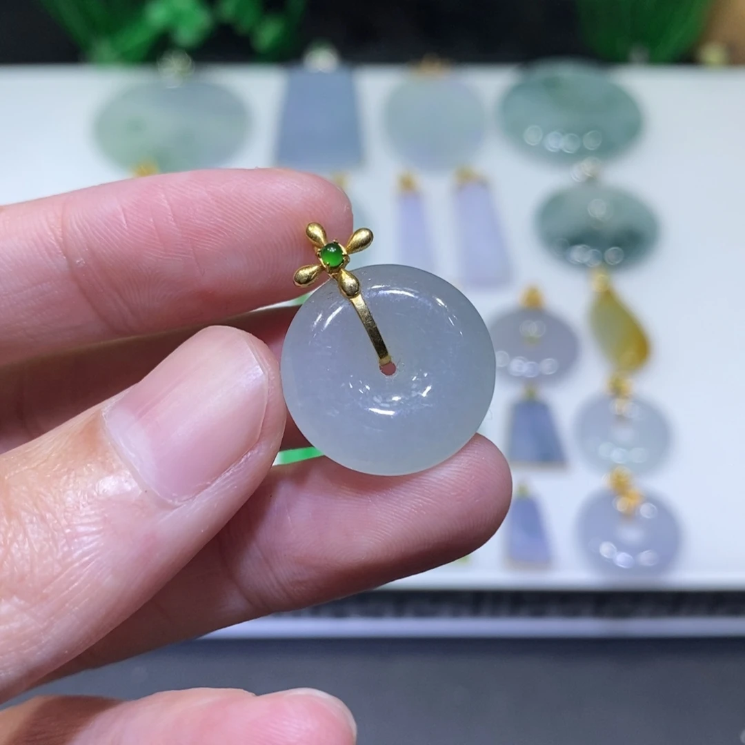 翡翠18K金镶嵌吊坠(不含链)