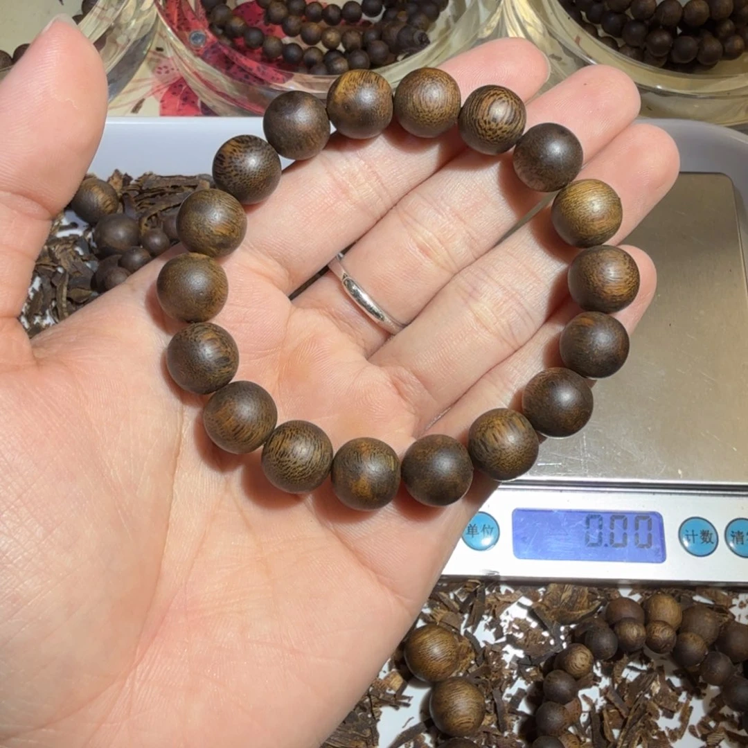 飞***扬沉香手串圆珠单圈1.2-17