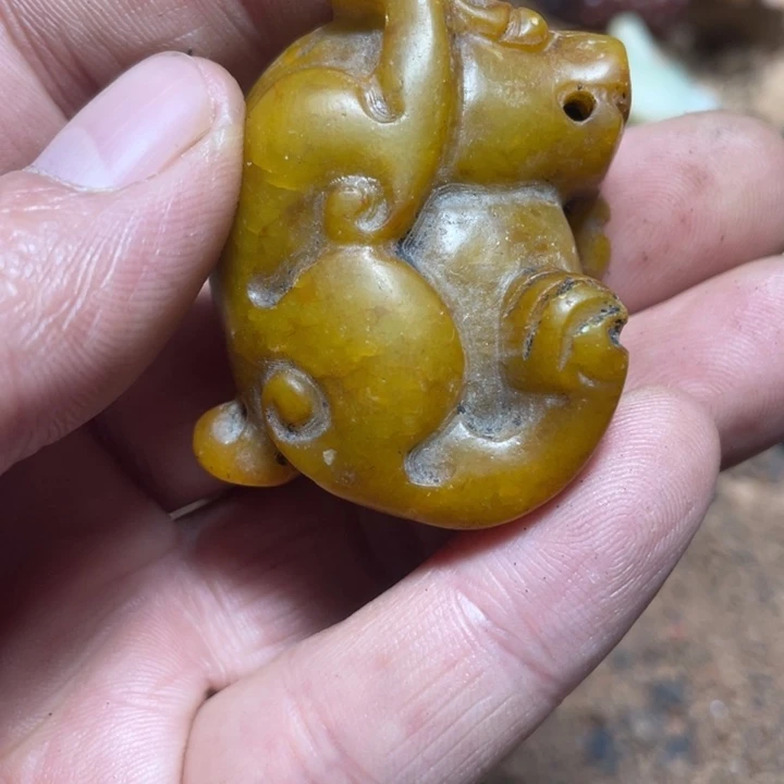 和田玉（糖玉）未镶嵌颈饰