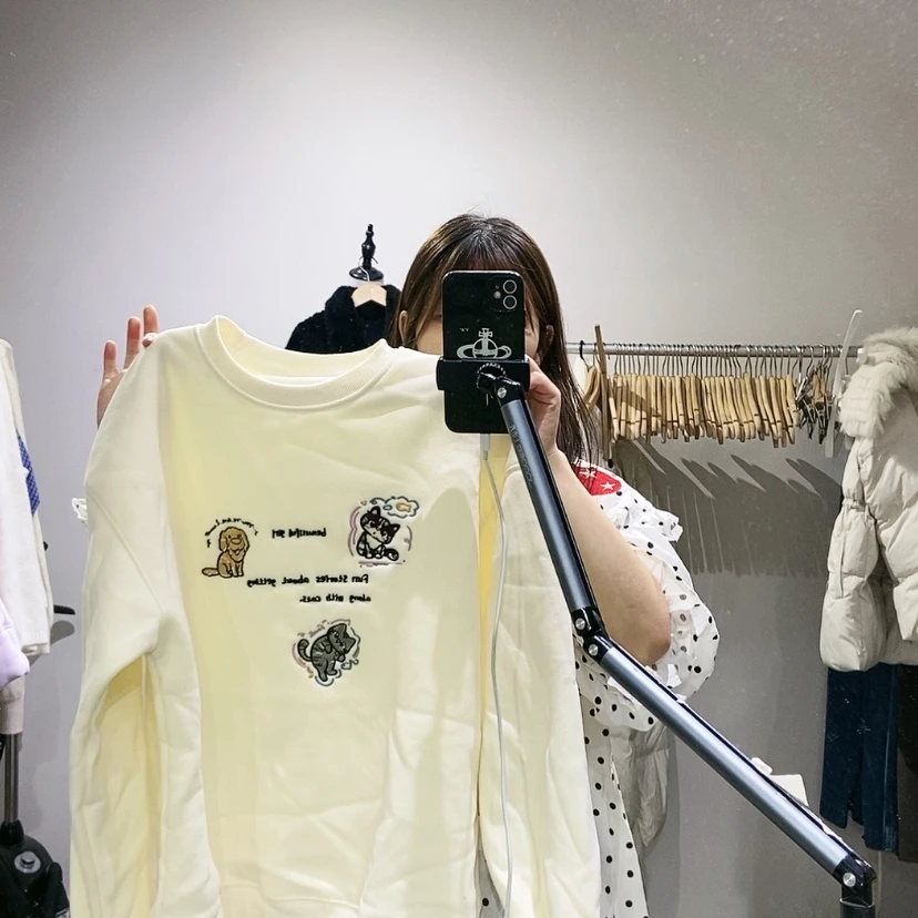 【闪购商品】杏色卫衣