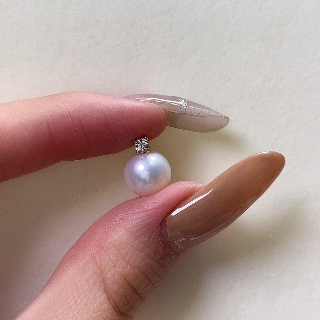 吊坠(赠链)18K金镶嵌淡水珍珠10-11