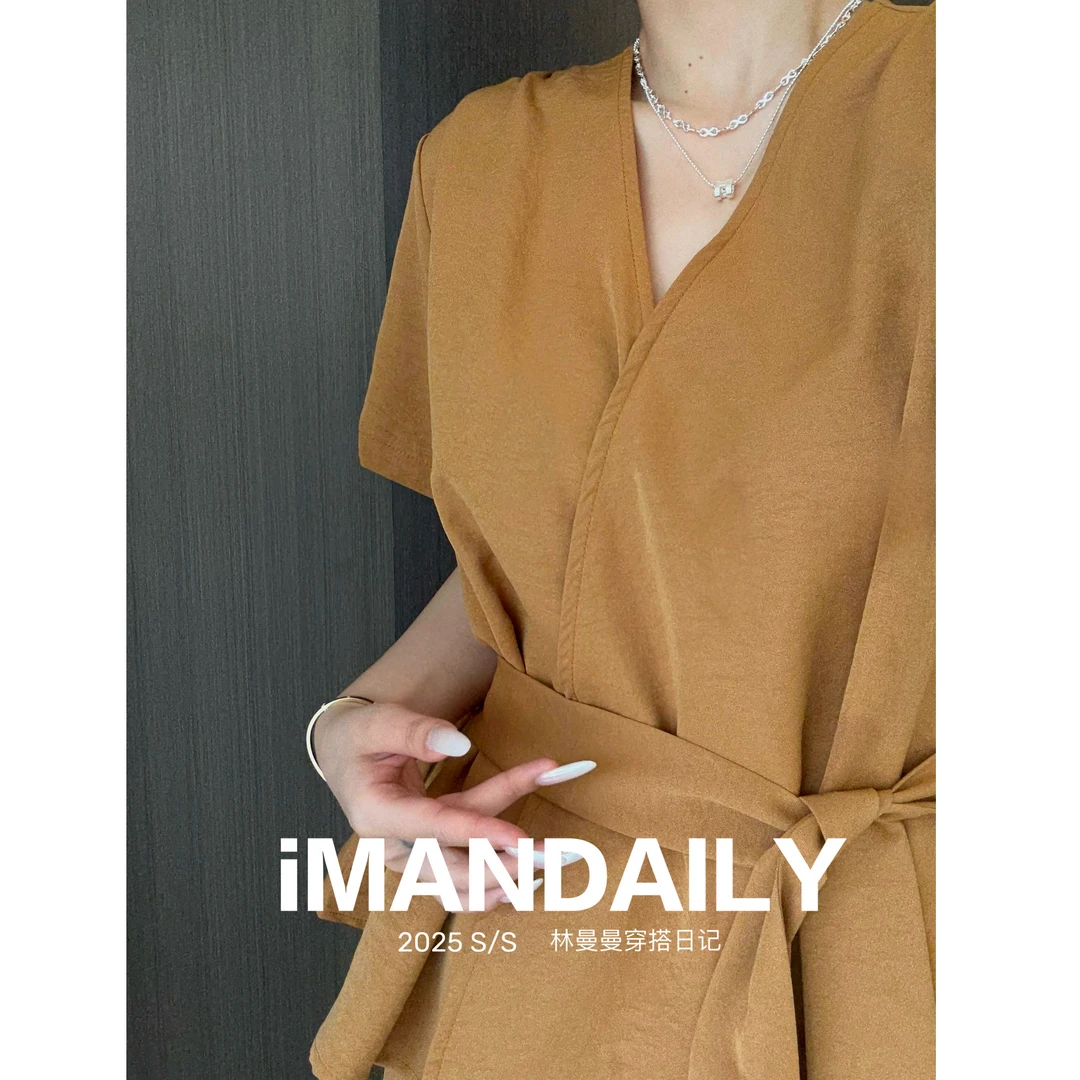 轻氧套装 设计感收腰上衣裤子套组显瘦气质时尚夏季法式系带小众