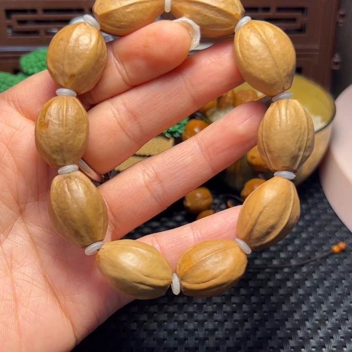 橄榄核手串/手链橄榄球
