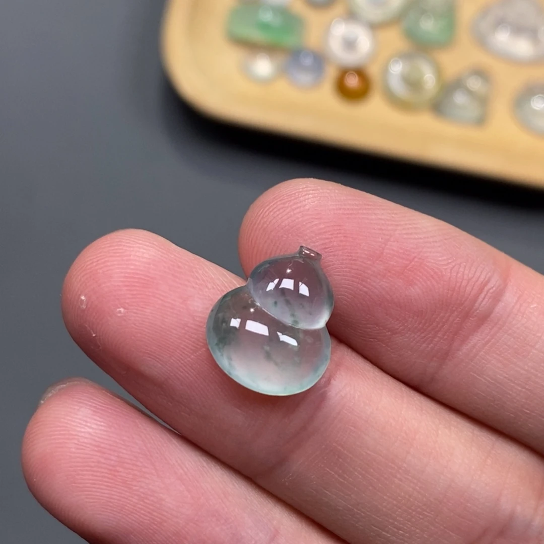 翡翠未镶嵌挂件葫芦