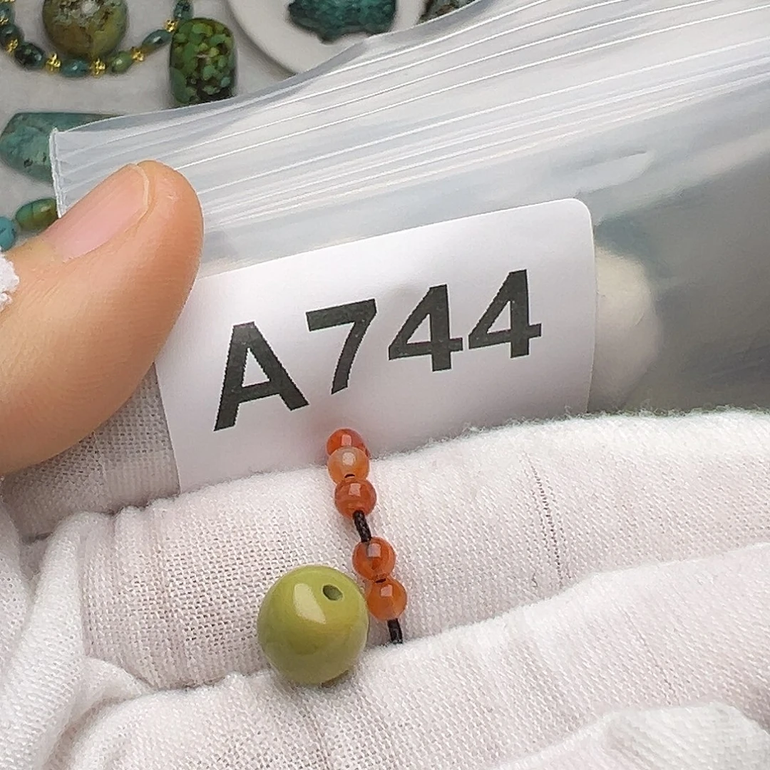 南红玛瑙未镶嵌珠宝奇石