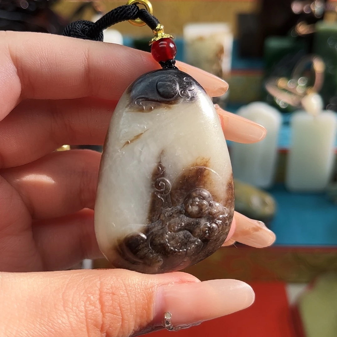 和田玉未镶嵌挂件