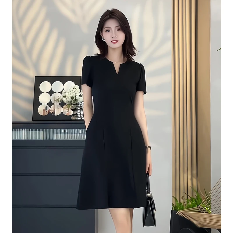 韩版简约休闲宽松短袖连衣裙女夏季显瘦气质感收腰高级感直筒短裙