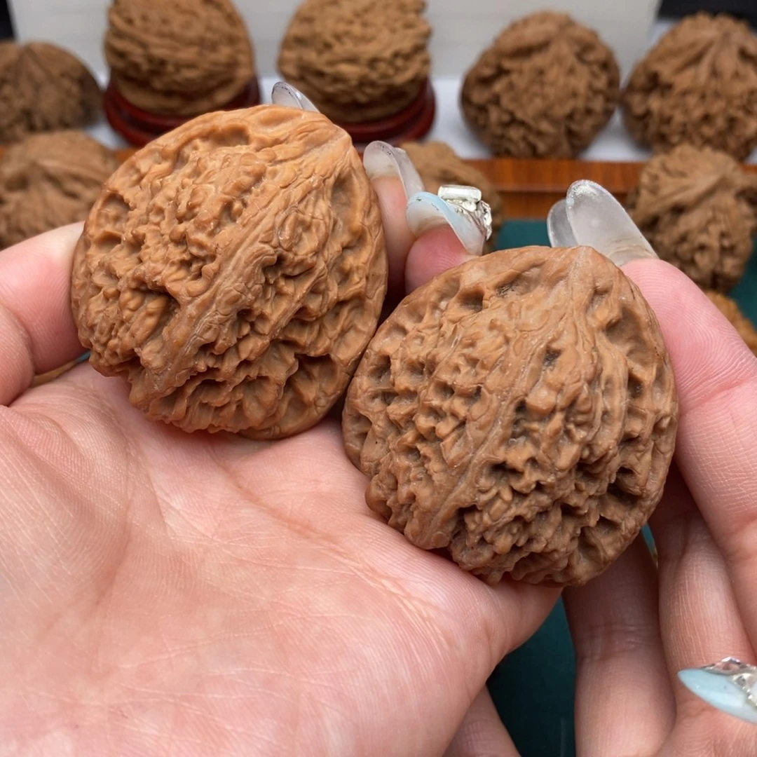 文玩核桃把件45新果头货高炮南疆石