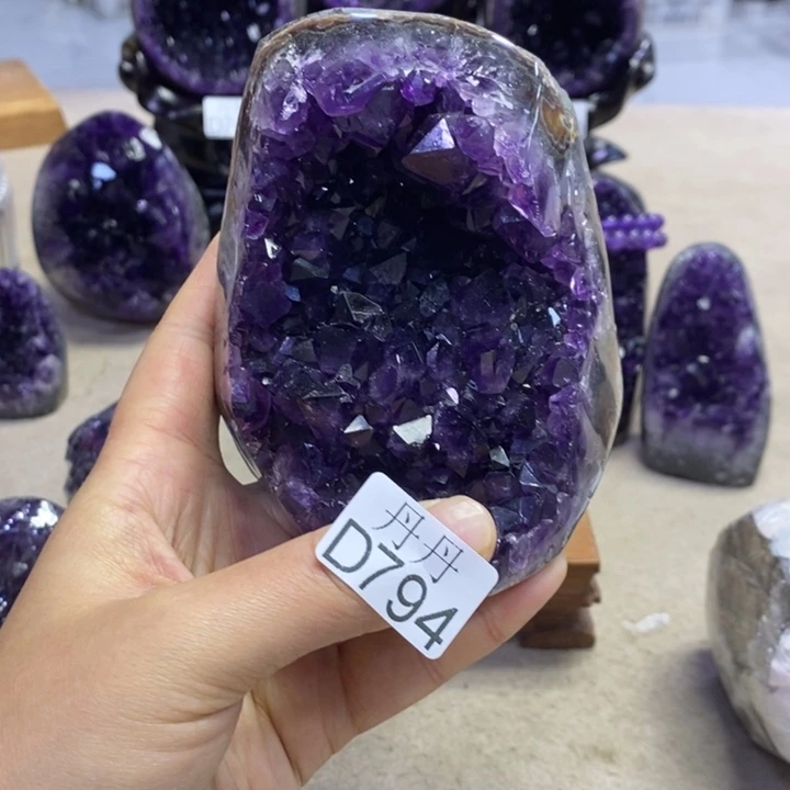 水晶大型摆件（非配饰）未镶嵌