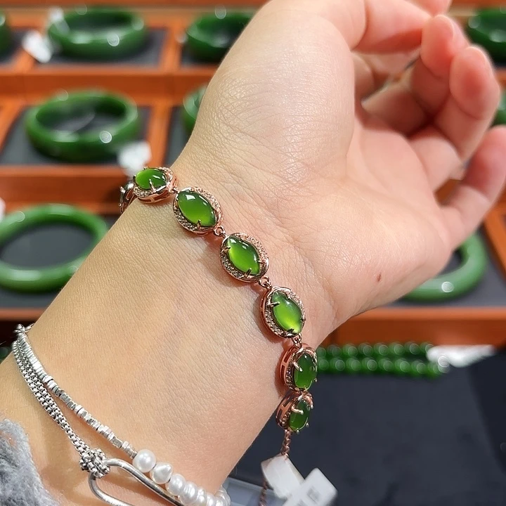 和田玉（碧玉）未镶嵌手链