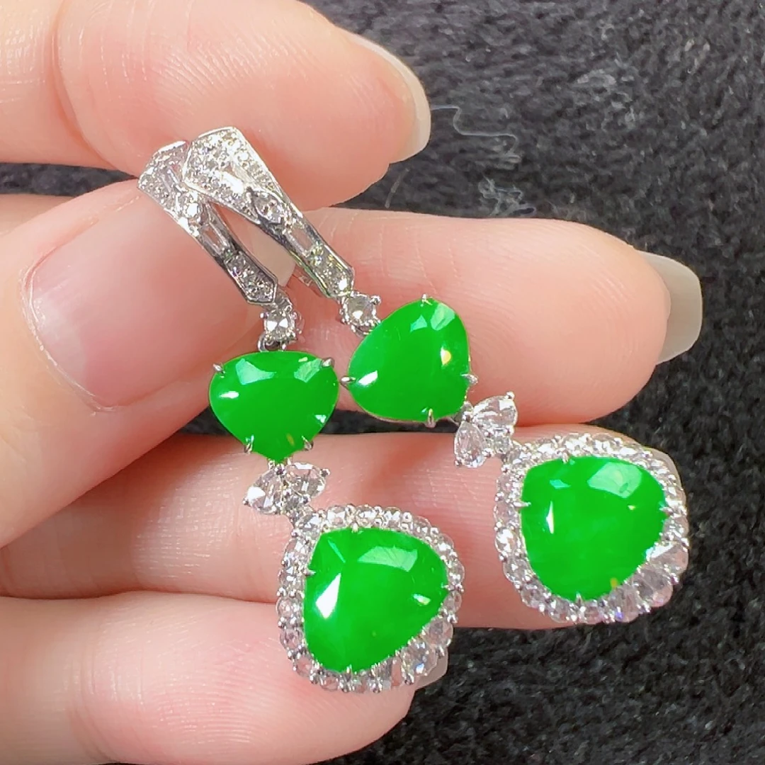 翡翠18K金镶嵌耳饰签收后24小时鉴赏期