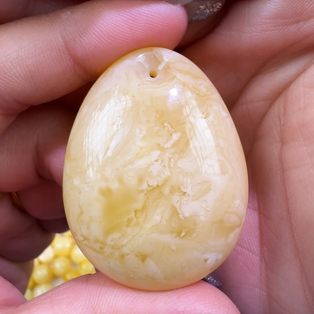 琥珀未镶嵌裸石   质检加10