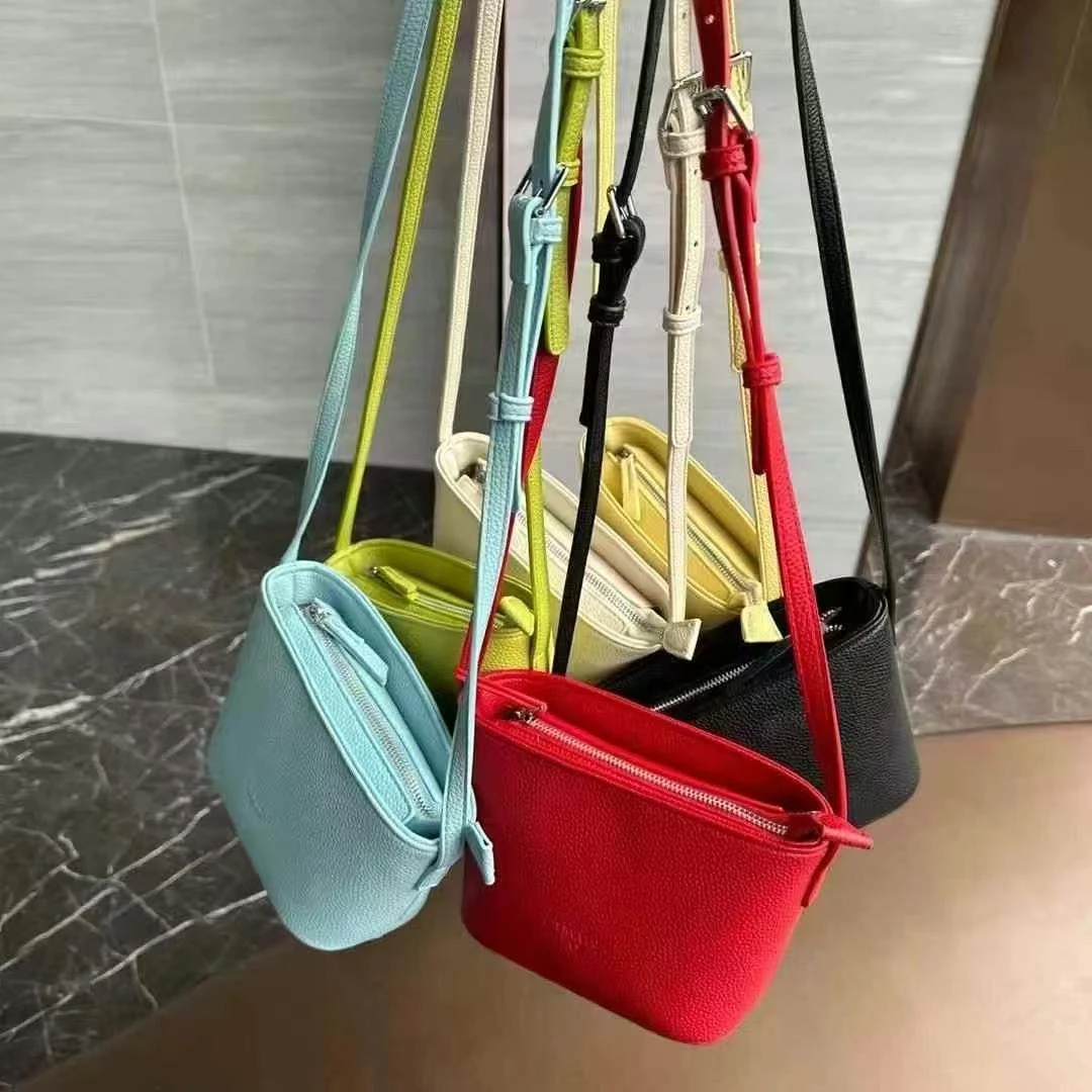 V家 小元宝斜挎手机包