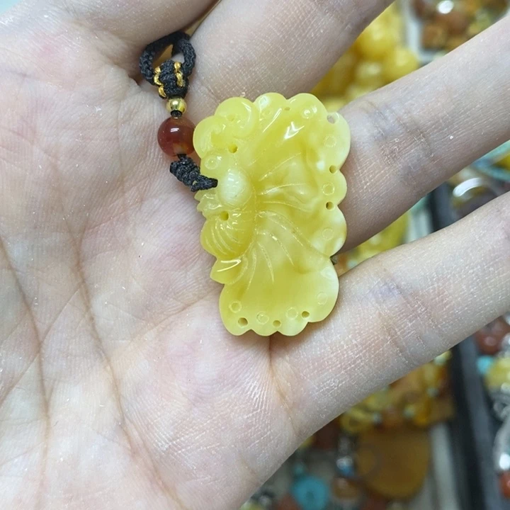 未镶嵌蜜蜡裸石吊坠