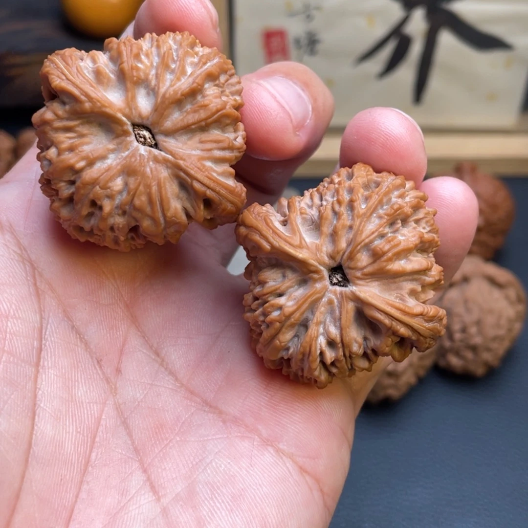 岁***)吊坠文玩核桃南疆石