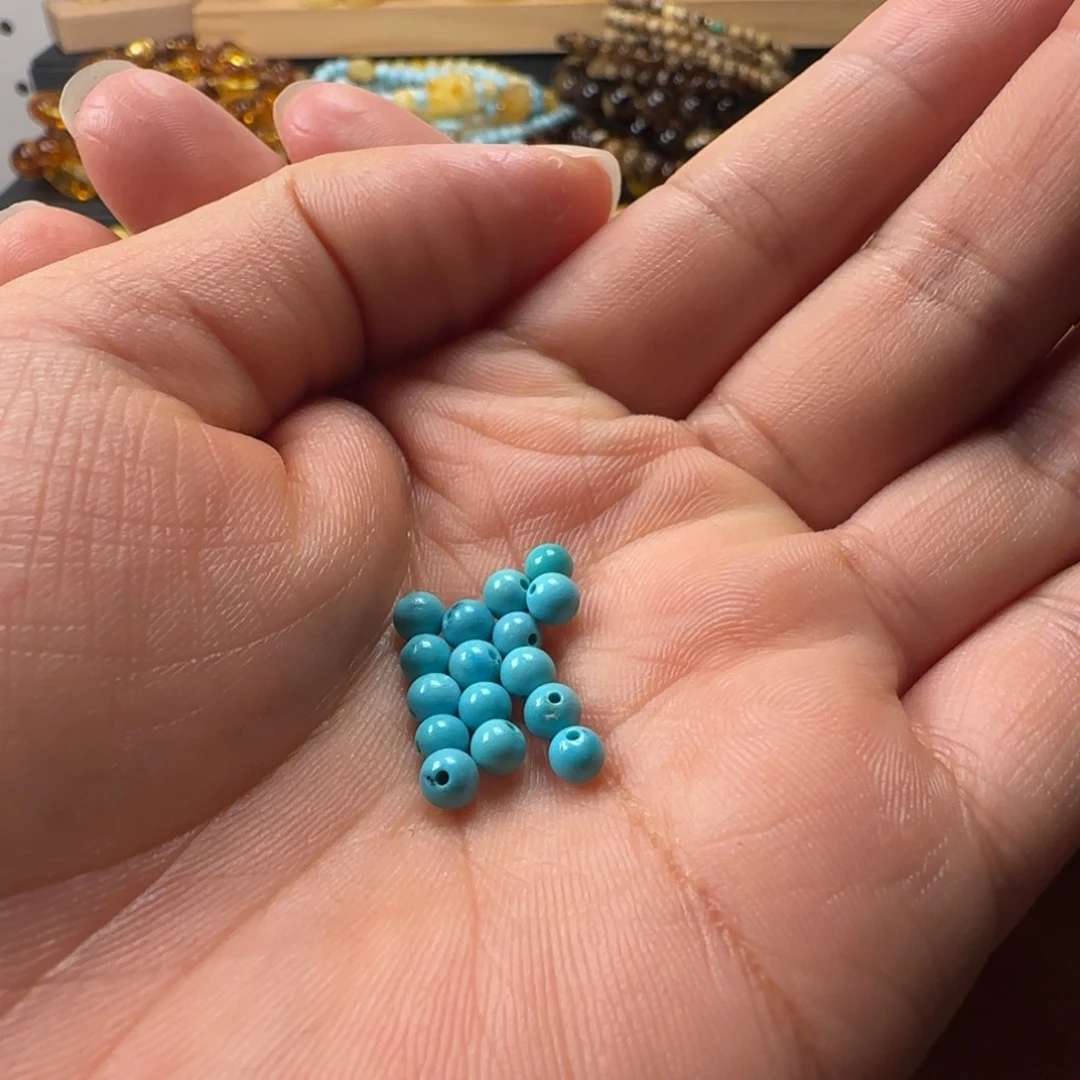 佀***明蜜蜡未镶嵌颈饰散珠16颗