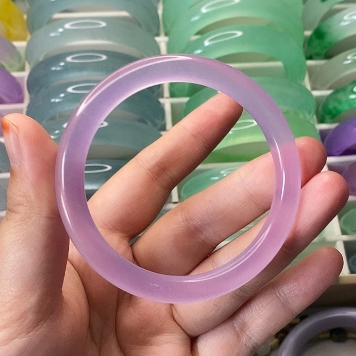 未镶嵌手镯石英岩玉