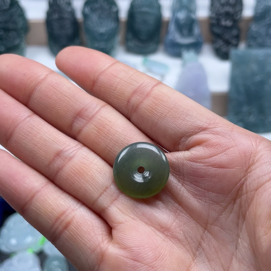 翡翠未镶嵌颈饰天然翡翠