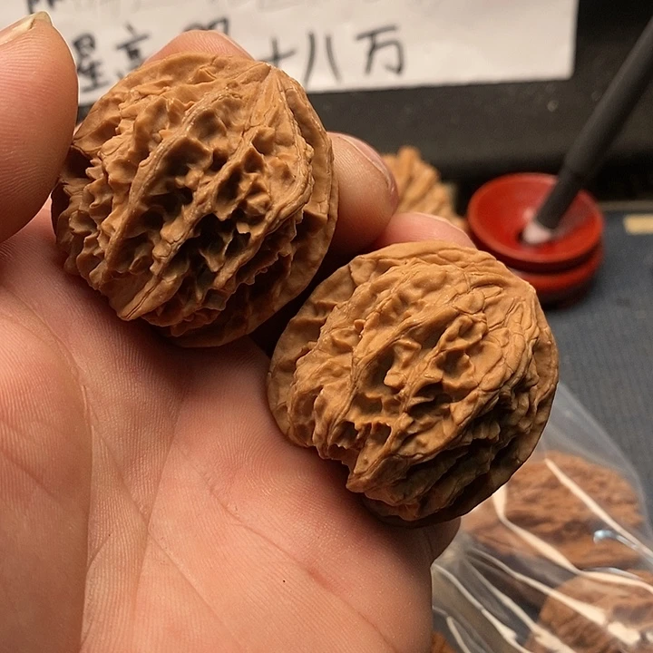 大叶紫檀（黑酸枝木类）