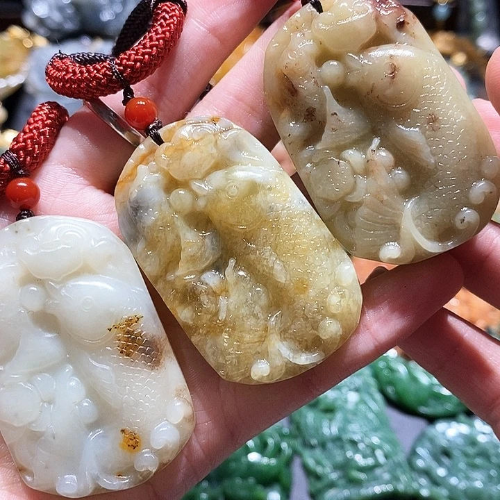 岫玉未镶嵌毛衣链