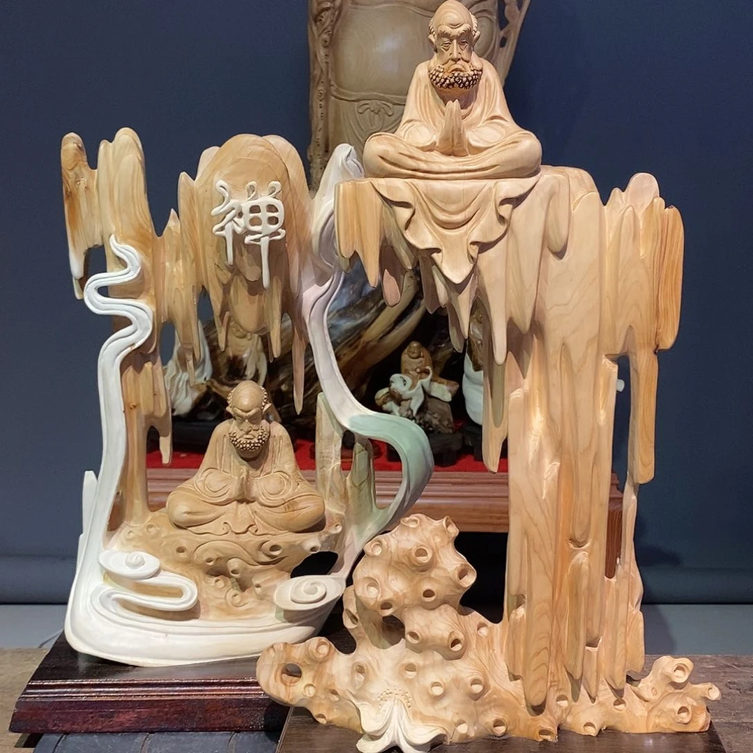 柏木（崖柏）圆****↗崖柏木雕刻