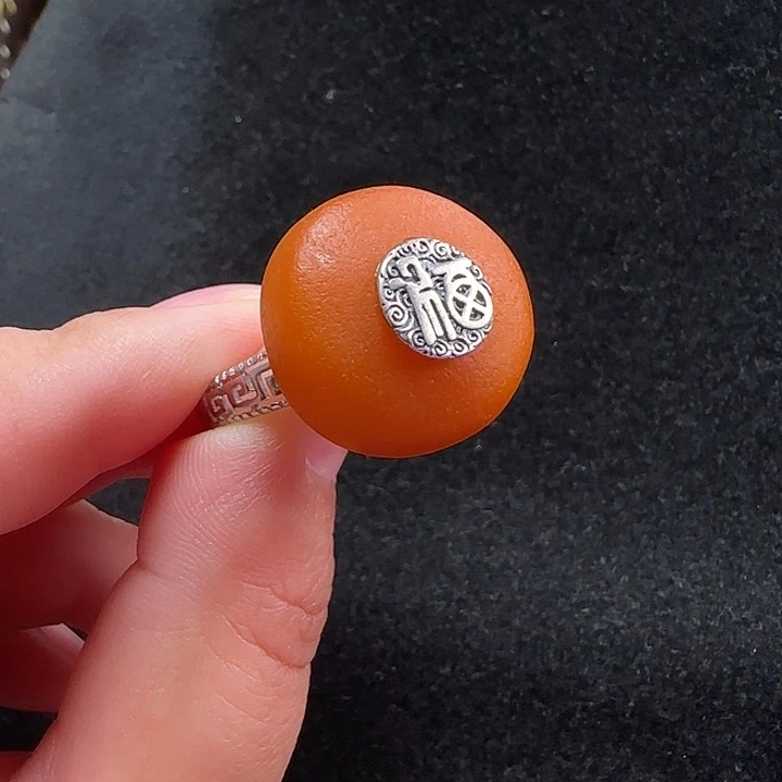 未镶嵌蜜蜡珠宝奇石
