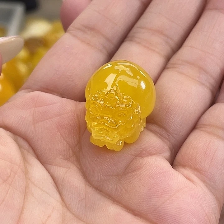 琥珀未镶嵌珠宝奇石琥珀h10