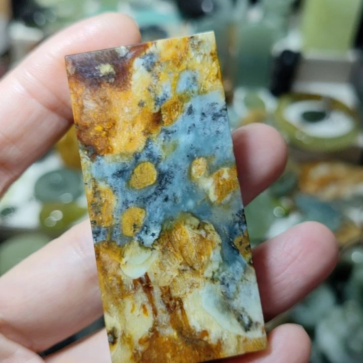 岫玉未镶嵌挂坠款式