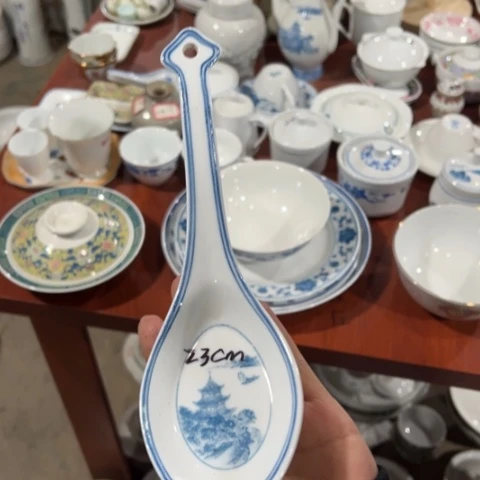 醴陵高温瓷釉下微瑕23厘米