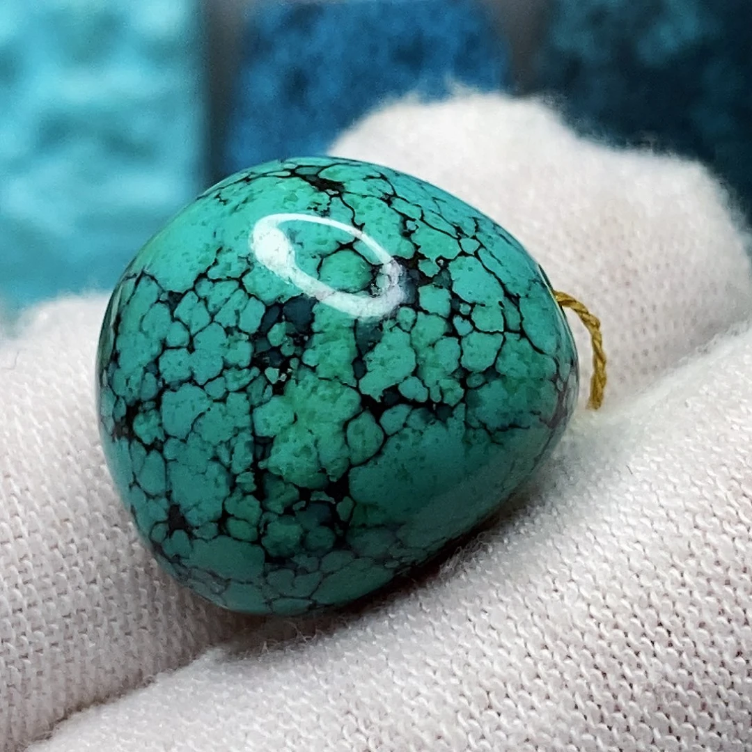 绿松石未镶嵌天然原矿 带武汉地大证书