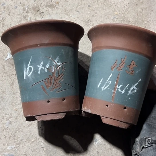 紫砂工艺厂……紫砂工艺厂……