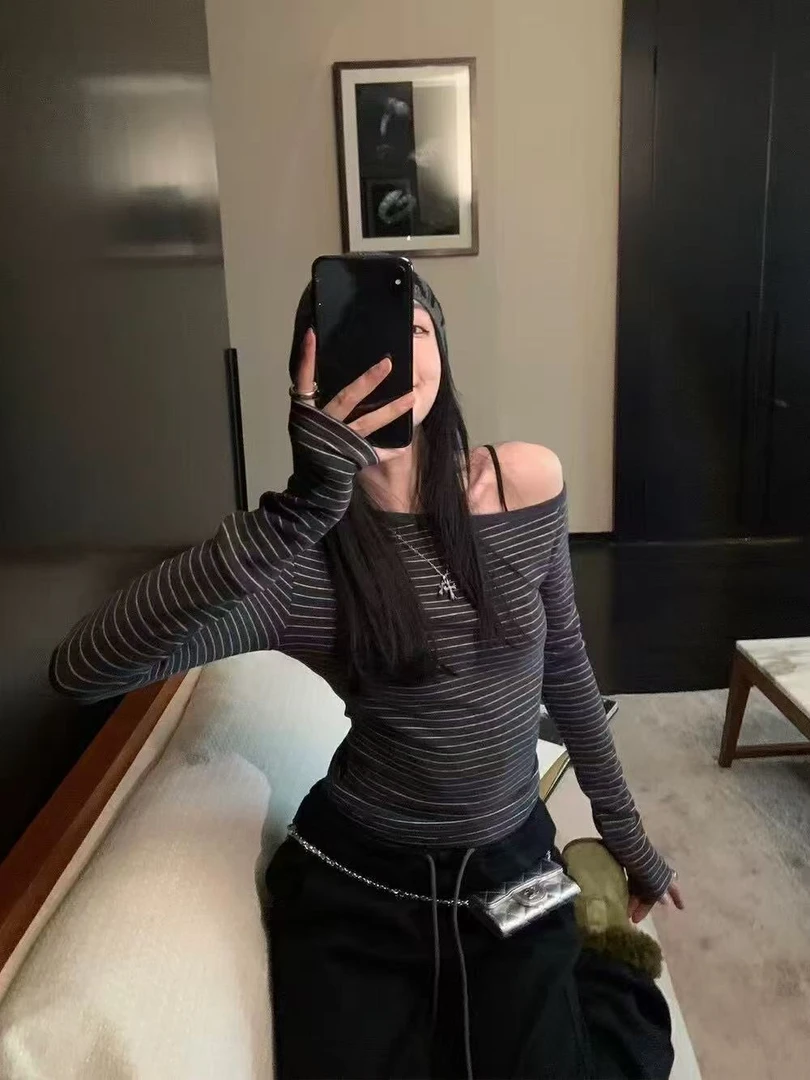 ZLAbout-us【秋冬上新】时尚这肩条纹长袖T恤修身内搭打底显瘦上衣