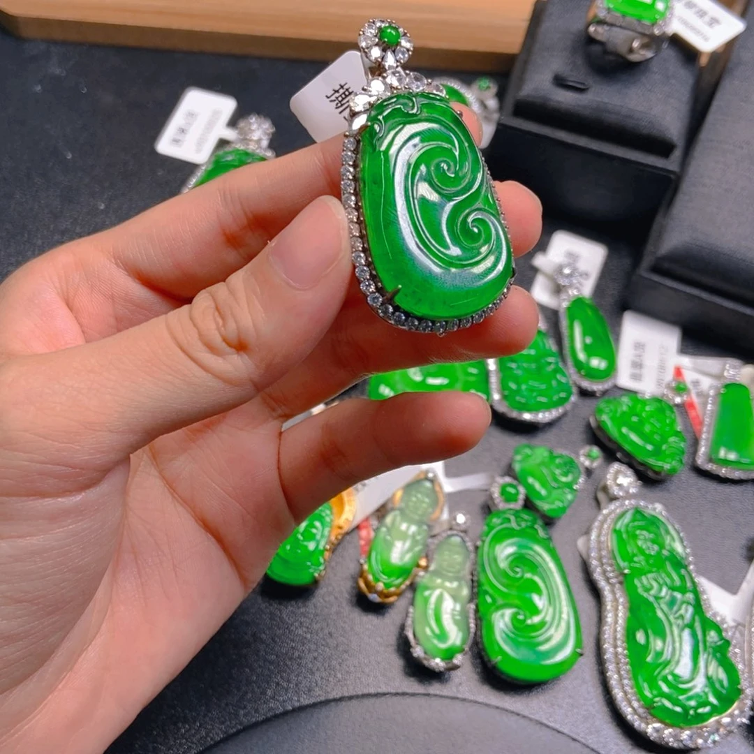 翡翠未镶嵌吊坠(不含链)