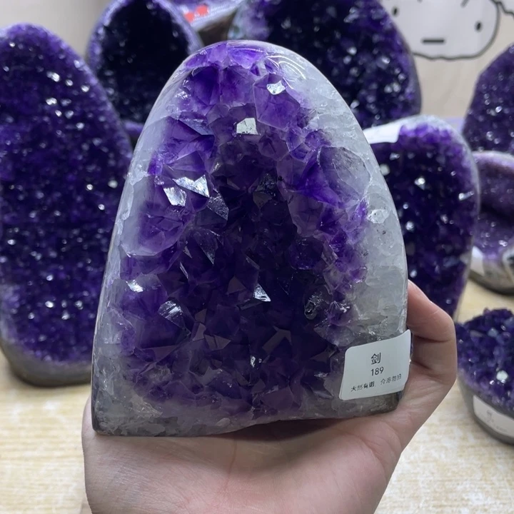 未镶嵌大型摆件（非配饰）紫晶