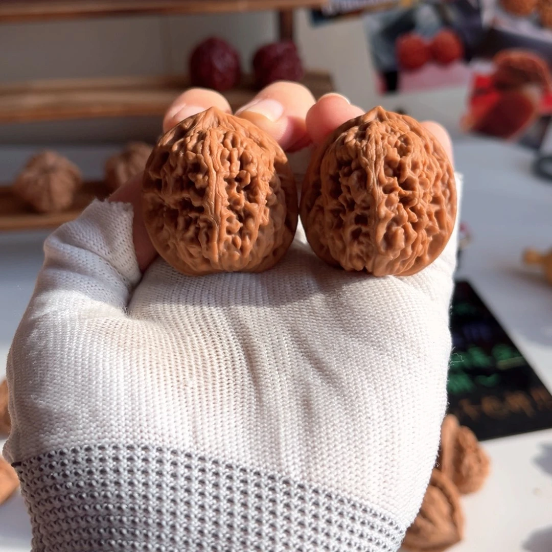 文玩核桃吊坠凤凰台